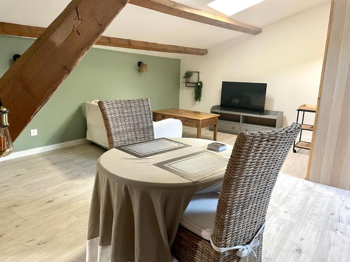 Les Vieux Platanes Apartment La Crau Exterior foto